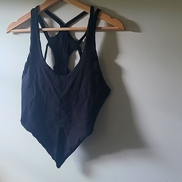 Black pixie top - Picture 2 of 3